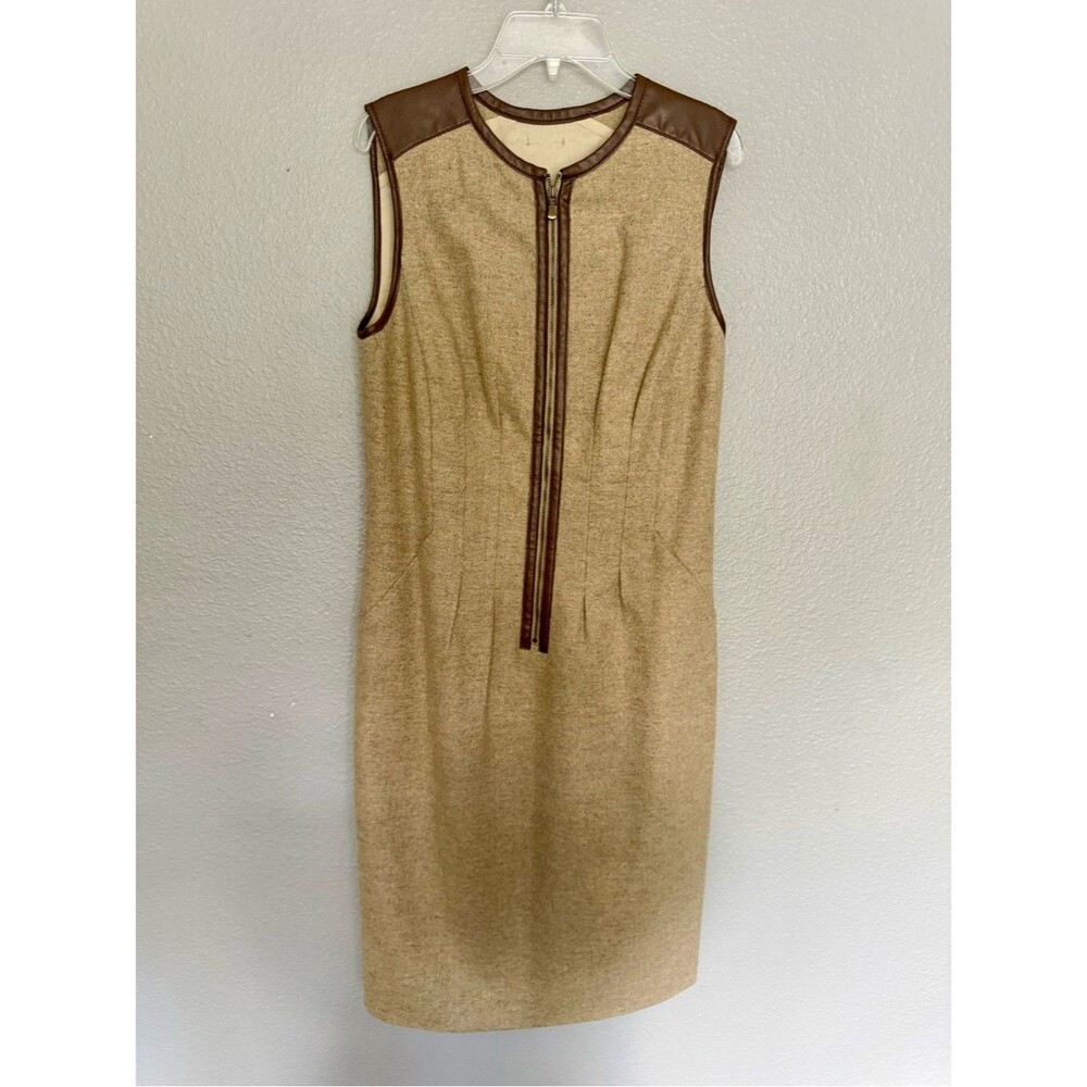 Magaschoni Wool Heritage Dress – Tan Herringbone with Faux Leather Trim